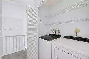 341 City View Dr, Fort Lauderdale, FL 33311 - Photo 37