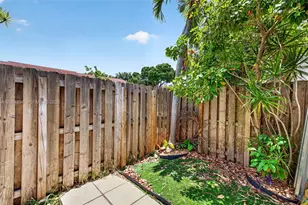 341 City View Dr, Fort Lauderdale, FL 33311 - Photo 53