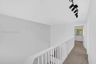 341 City View Dr, Fort Lauderdale, FL 33311 - Photo 23