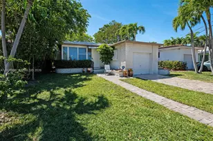 9516 Byron Ave, Surfside, FL 33154 - Photo 3