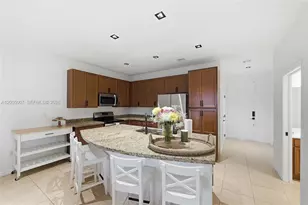 6320 S Station Square, Davie, FL 33314 - Photo 3