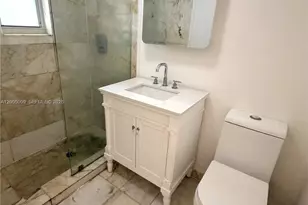 801 8th St, Miami Beach, FL 33139 - Photo 7
