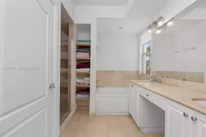7616 SW 102nd St #411, Pinecrest, FL 33156 - Photo 17