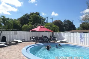 11750 NE 16th Ave, Miami, FL 33161 - Photo 5
