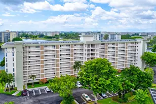3091 N Course Dr, Pompano Beach, FL 33069 - Photo 11