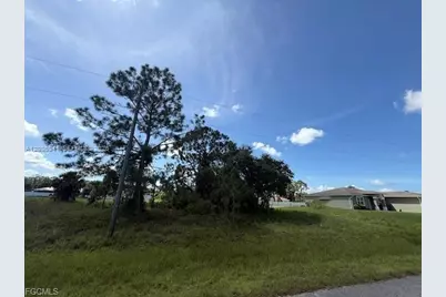1361 Jabara Cir, Labelle, FL 33935 - Photo 3