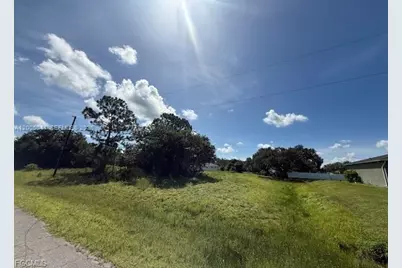 1361 Jabara Cir, Labelle, FL 33935 - Photo 1