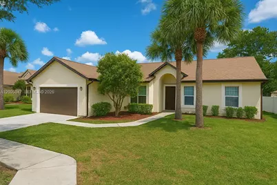 19922 NW 88th Ave, Hialeah, FL 33018 - Photo 1