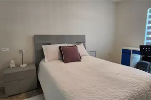 19922 NW 88th Ave, Hialeah, FL 33018 - Photo 17