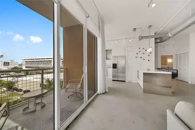 2001 Biscayne Blvd #2520, Miami, FL 33137 - Photo 29