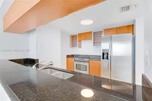 1800 N Bayshore Dr, Miami, FL 33132 - Photo 9
