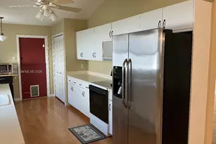 6910 SE Lillian Ct, Stuart, FL 34997 - Photo 5