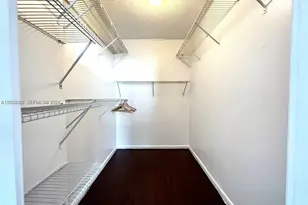 2841 NE 163rd St, North Miami Beach, FL 33160 - Photo 17