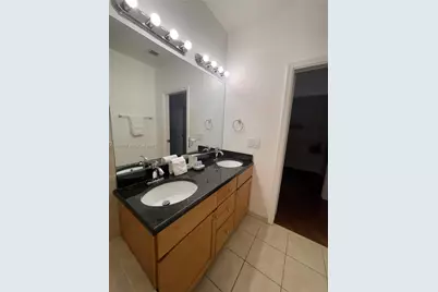 3450 NW 17th Ter, Oakland Park, FL 33309 - Photo 13