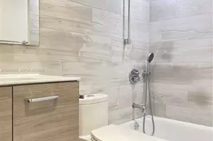 660 Tennis Club Dr, Fort Lauderdale, FL 33311 - Photo 21