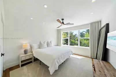 130 NE 45th St, Miami, FL 33137 - Photo 19