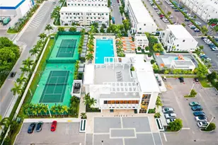 10300 NW 66th Av, Doral, FL 33178 - Photo 19