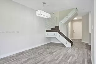 2062 E Discovery Cir E, Deerfield Beach, FL 33442 - Photo 11