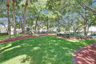2062 E Discovery Cir E, Deerfield Beach, FL 33442 - Photo 35