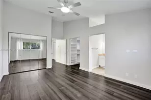 2062 E Discovery Cir E, Deerfield Beach, FL 33442 - Photo 15
