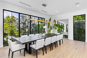 895 NE 76th St, Miami, FL 33138 - Photo 17