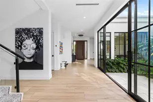 895 NE 76th St, Miami, FL 33138 - Photo 13