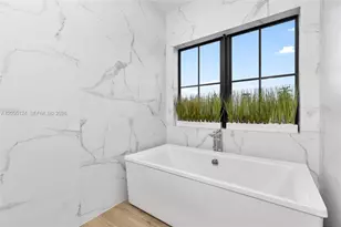 895 NE 76th St, Miami, FL 33138 - Photo 57