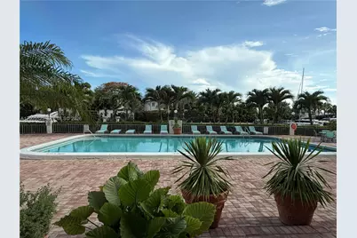 401 Golden Isles Dr #716, Hallandale Beach, FL 33009 - Photo 3