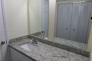 2890 N Oakland Forest Dr, Oakland Park, FL 33309 - Photo 21
