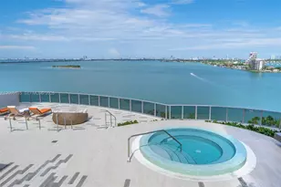 488 NE 18th St, Miami, FL 33132 - Photo 27