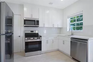 1241 13th St, Miami Beach, FL 33139 - Photo 11