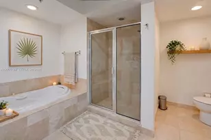 15051 Royal Oaks Ln, North Miami, FL 33181 - Photo 13