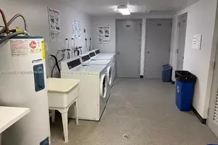 901 Hillcrest Dr, Hollywood, FL 33021 - Photo 21