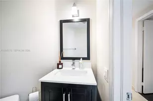 701 Brickell Key Blvd, Miami, FL 33131 - Photo 11