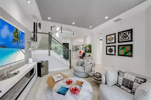 1366 W Harbor Vw W, Hollywood, FL 33019 - Photo 1