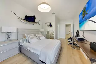 1366 W Harbor Vw W, Hollywood, FL 33019 - Photo 9