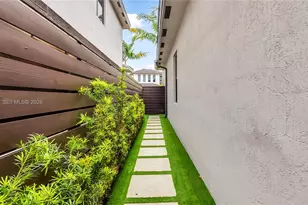 16051 NW 87th Ct, Miami Lakes, FL 33018 - Photo 31