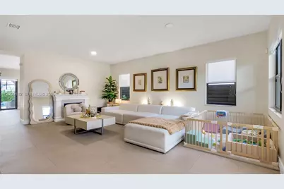 16051 NW 87th Ct, Miami Lakes, FL 33018 - Photo 3