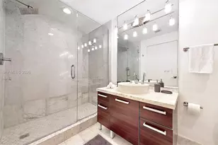 244 Biscayne Blvd, Miami, FL 33132 - Photo 23