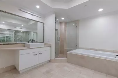21150 Point Pl #LPH 2902, Aventura, FL 33180 - Photo 21