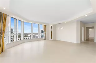21150 Point Pl, Aventura, FL 33180 - Photo 9
