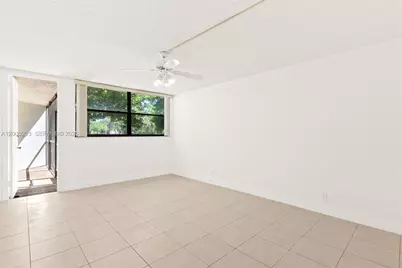 16400 Golf Club Rd #104, Weston, FL 33326 - Photo 23