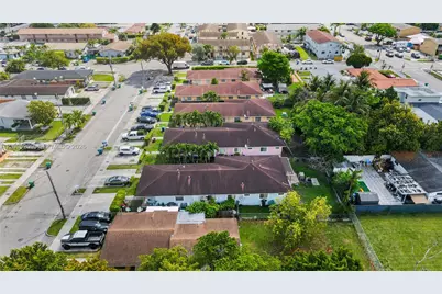 11002 SW 3rd St, Sweetwater, FL 33174 - Photo 11