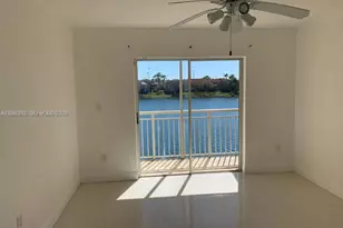 8590 SW 212th St, Cutler Bay, FL 33189 - Photo 5
