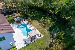 7330 SW 165th St, Palmetto Bay, FL 33157 - Photo 31