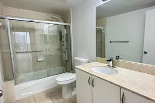 1750 N Bayshore Dr, Miami, FL 33132 - Photo 15