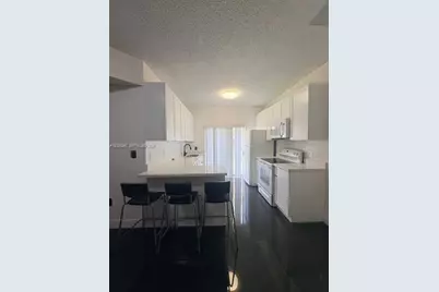 8019 Lake Dr #103, Doral, FL 33166 - Photo 7