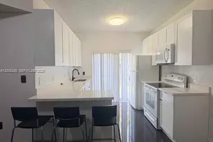 8019 Lake Dr, Doral, FL 33166 - Photo 7