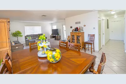 9786 SW 222nd Ter, Cutler Bay, FL 33190 - Photo 11