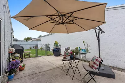 13226 NW 5th Ter, Miami, FL 33182 - Photo 25
